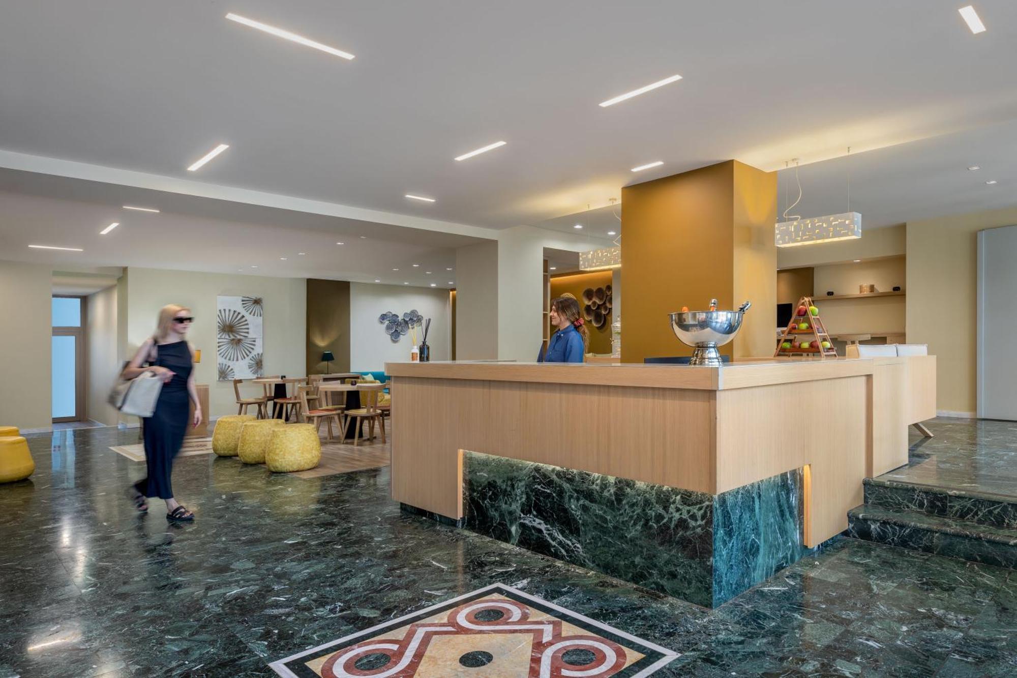 Casual Kubic Athens Hotel Luaran gambar